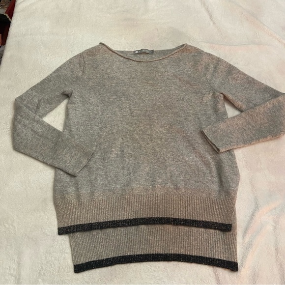 In cashmere Metallic Hi Low Hem Sweater 28208 - Picture 1 of 9